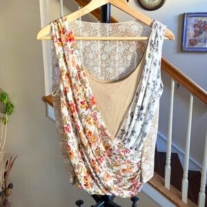 Bailey 44 Silk Wrap Style Sleeveless Blouse Floral Print Size Small
